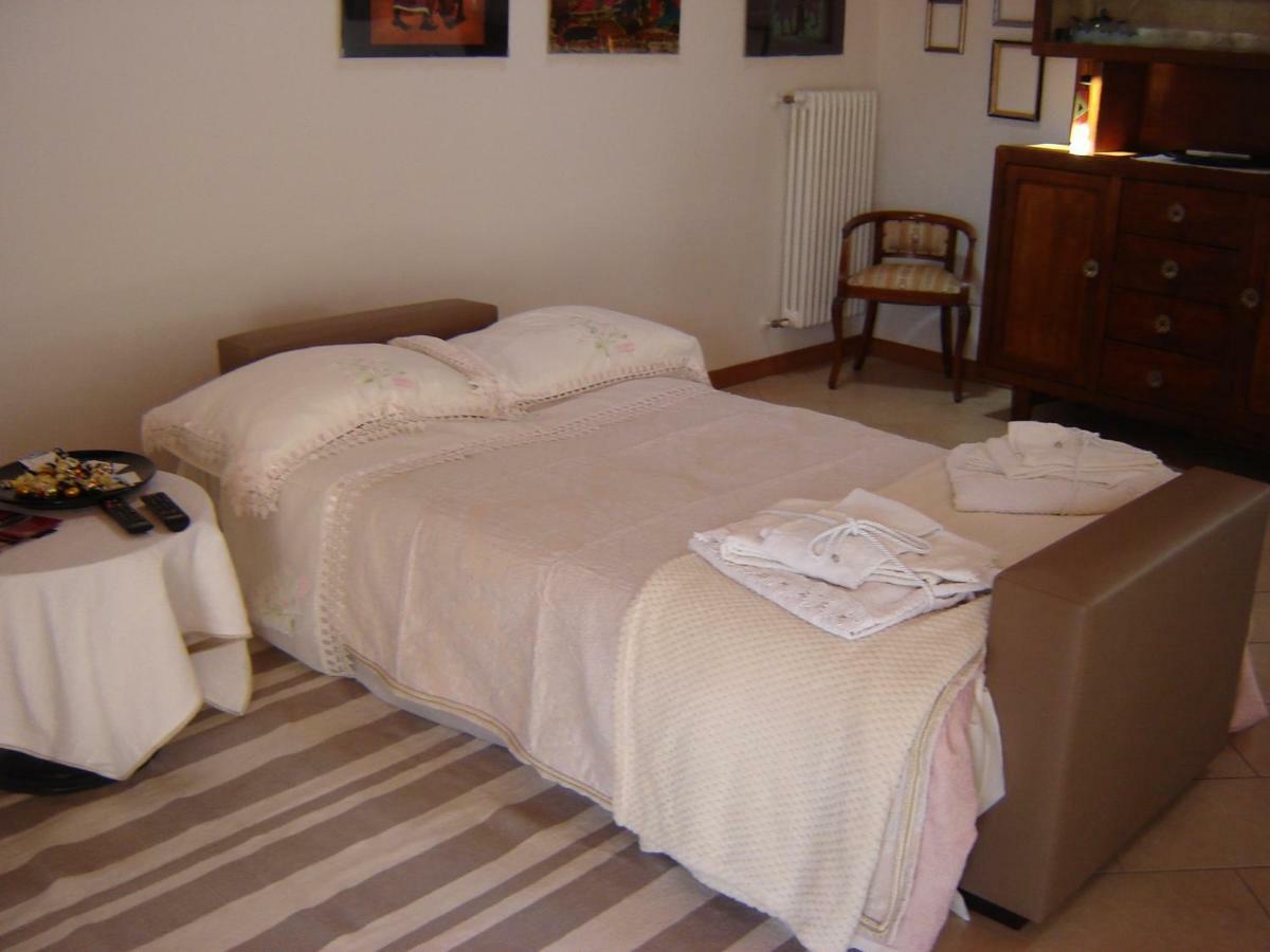 ガヴァルドA 7 Km Da Salo' Casa Del Sole Mansardaアパートメント エクステリア 写真